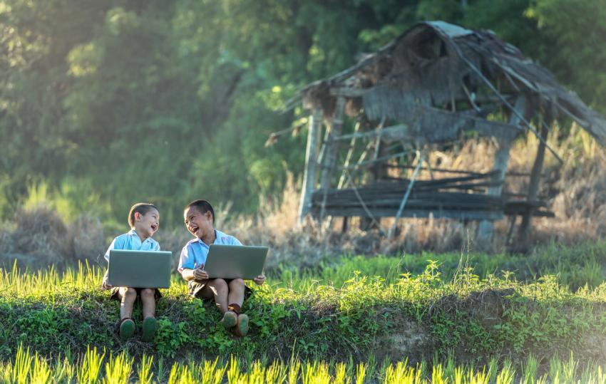 Children with laptops