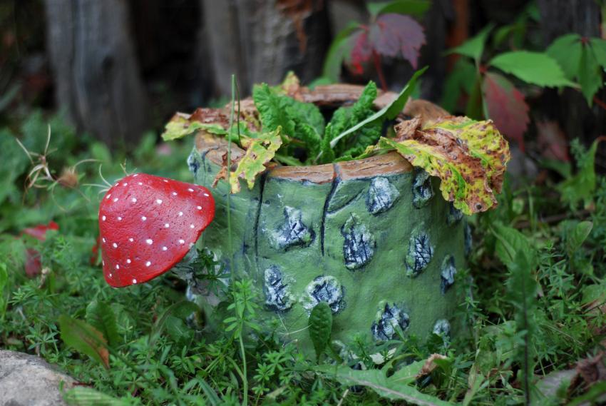 decorative stump